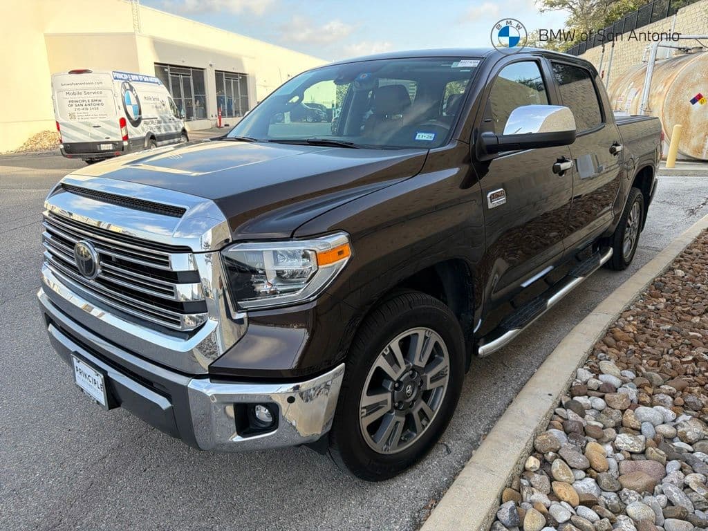 2021 Toyota Tundra 2WD Base — photo 1 of 5