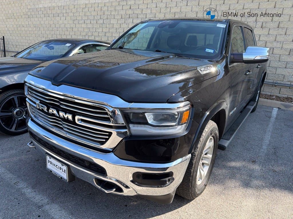 2022 RAM 1500 Laramie — photo 1 of 5