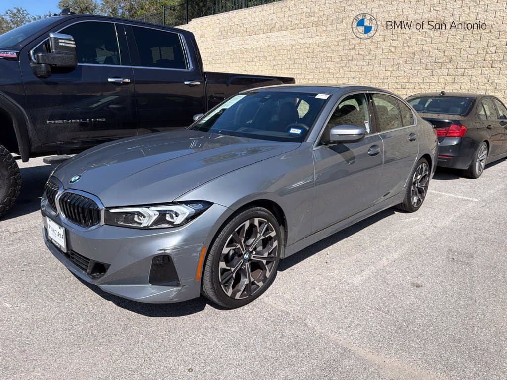 2025 BMW 3 Series 330i — photo 1 of 5