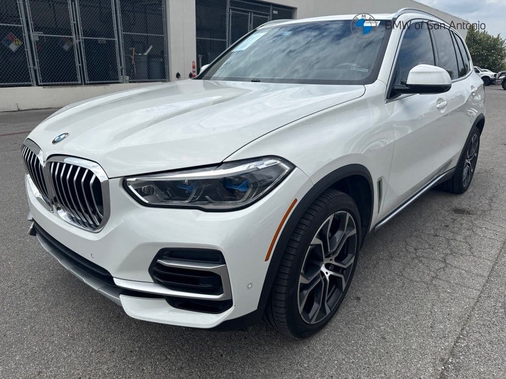 2023 BMW X5 sDrive40i — photo 1 of 6