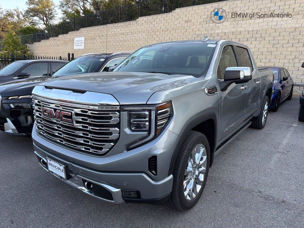 2023 GMC Sierra 1500 Denali — photo 1 of 5