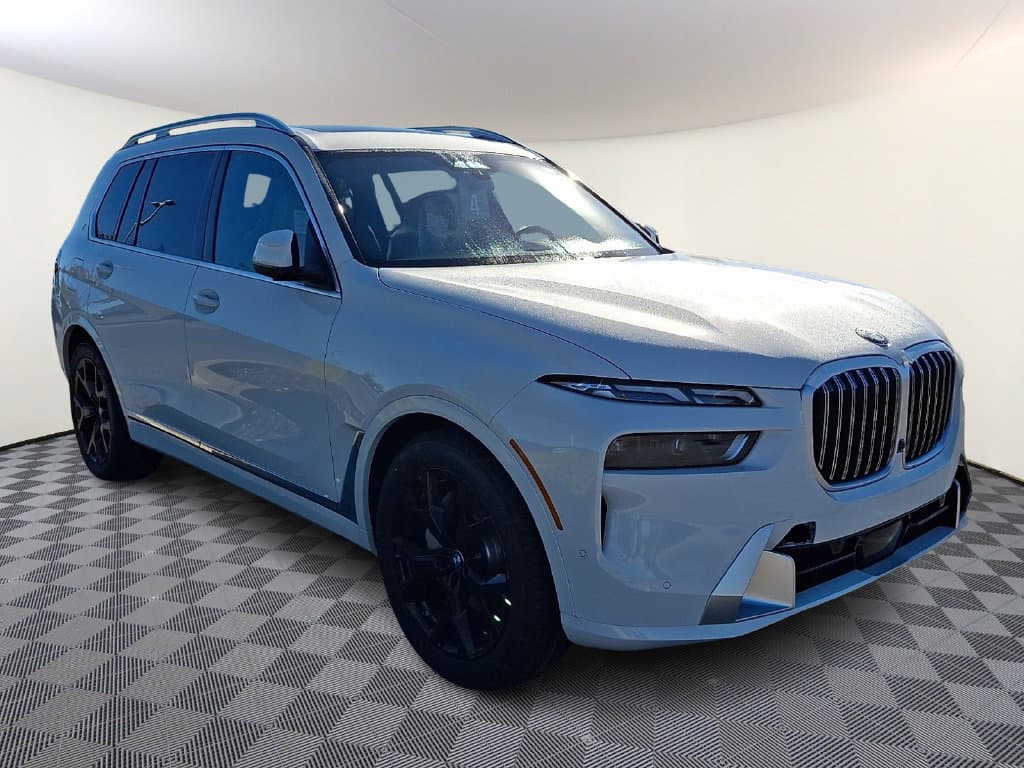 2027 BMW X7 xDrive40i — photo 1 of 4