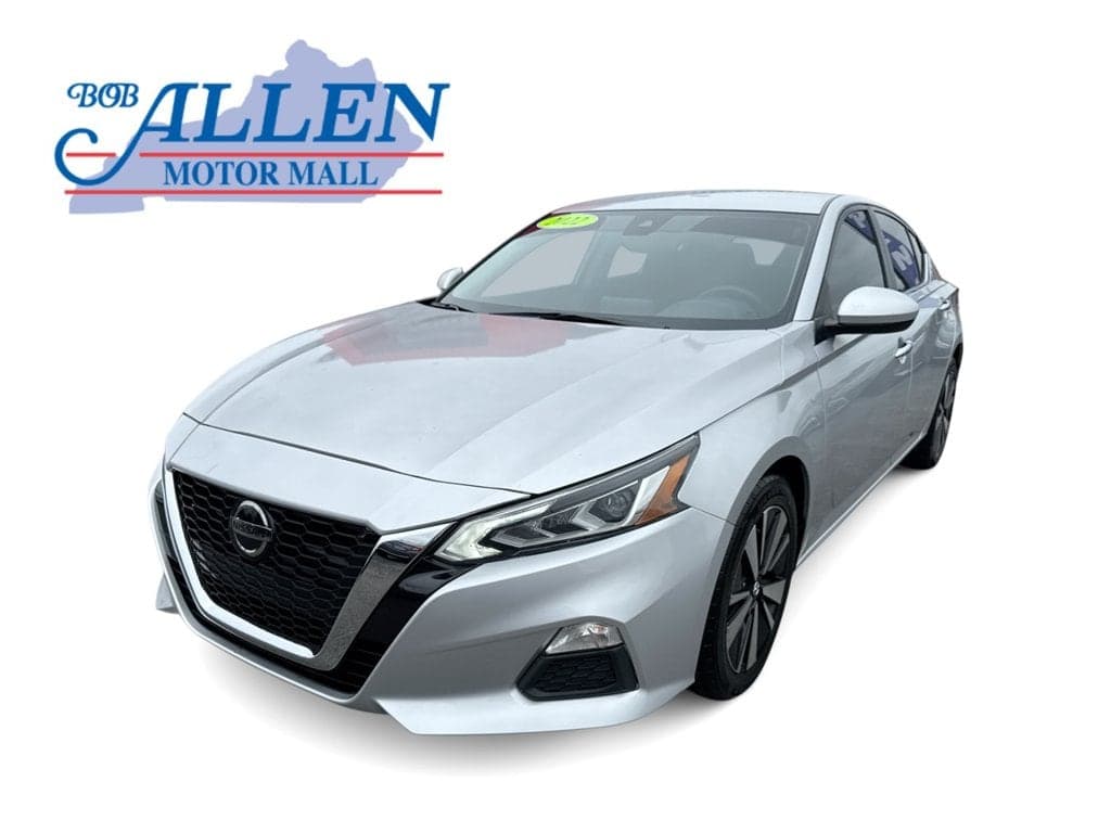 2022 Nissan Altima 2.5 SV — photo 1 of 30