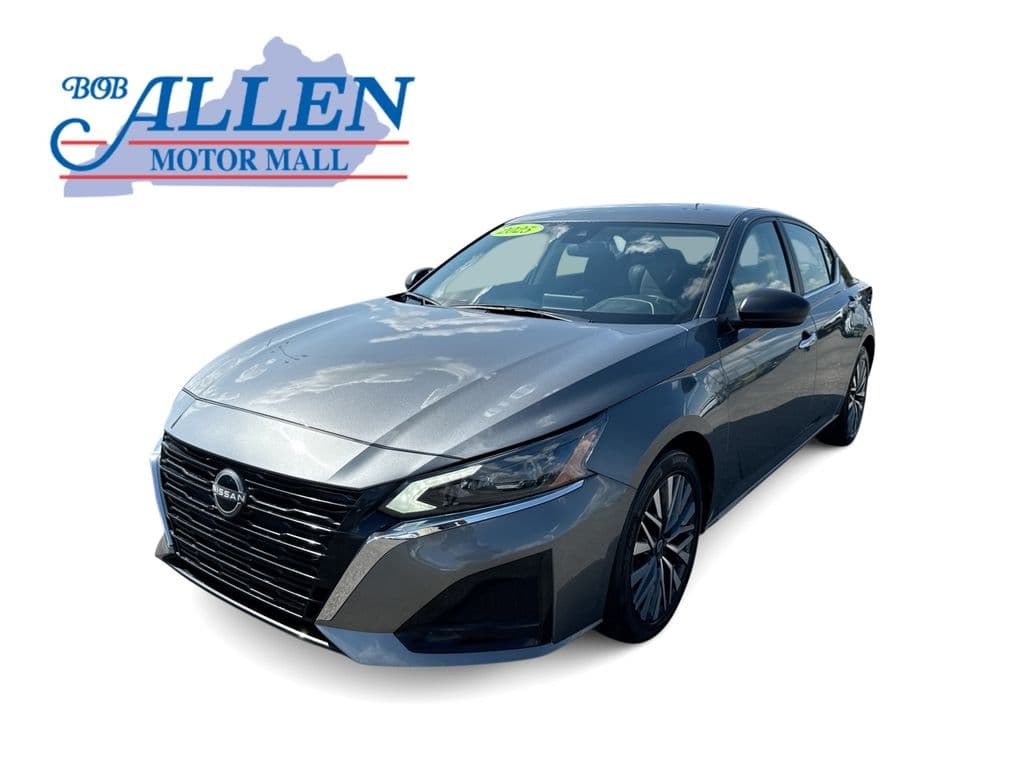 2025 Nissan Altima SV — photo 1 of 30