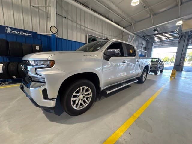 2021 Chevrolet Silverado 1500 LT — photo 1 of 10