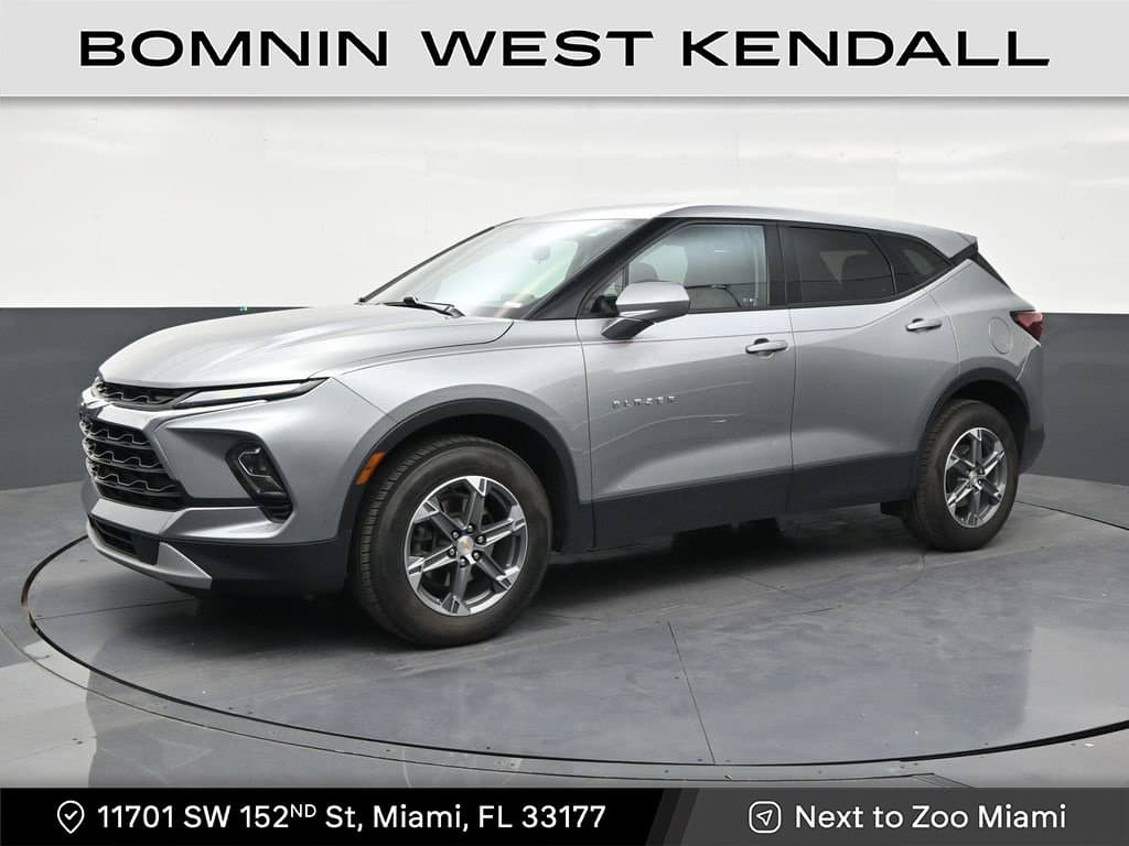 2023 Chevrolet Blazer LT — photo 1 of 32