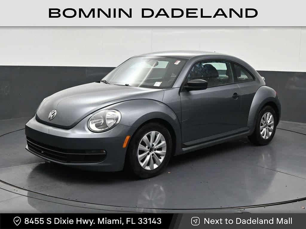 2016 Volkswagen Beetle Convertible 1.8T S — photo 1 of 35