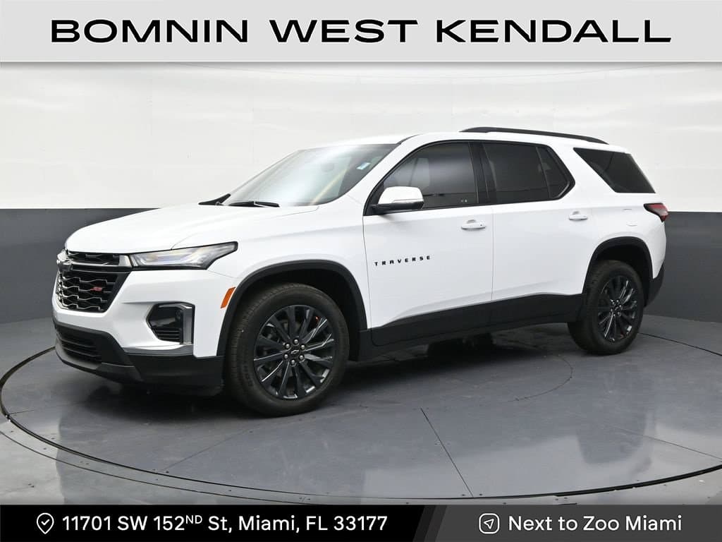 2023 Chevrolet Traverse RS — photo 1 of 32