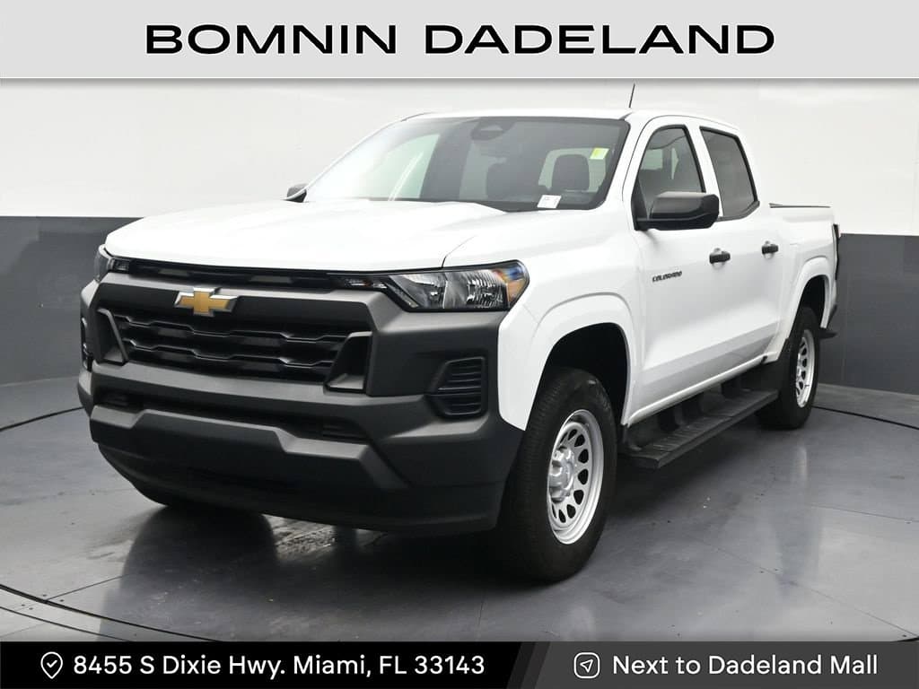2024 Chevrolet Colorado Base — photo 1 of 40