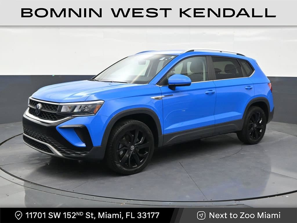 2022 Volkswagen Taos Base — photo 1 of 33