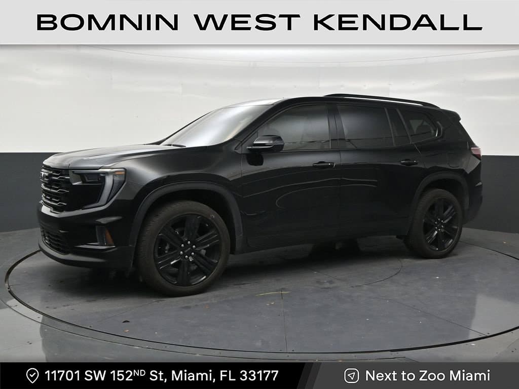 2025 GMC Acadia FWD Elevation — photo 1 of 32