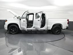 Extra Photo