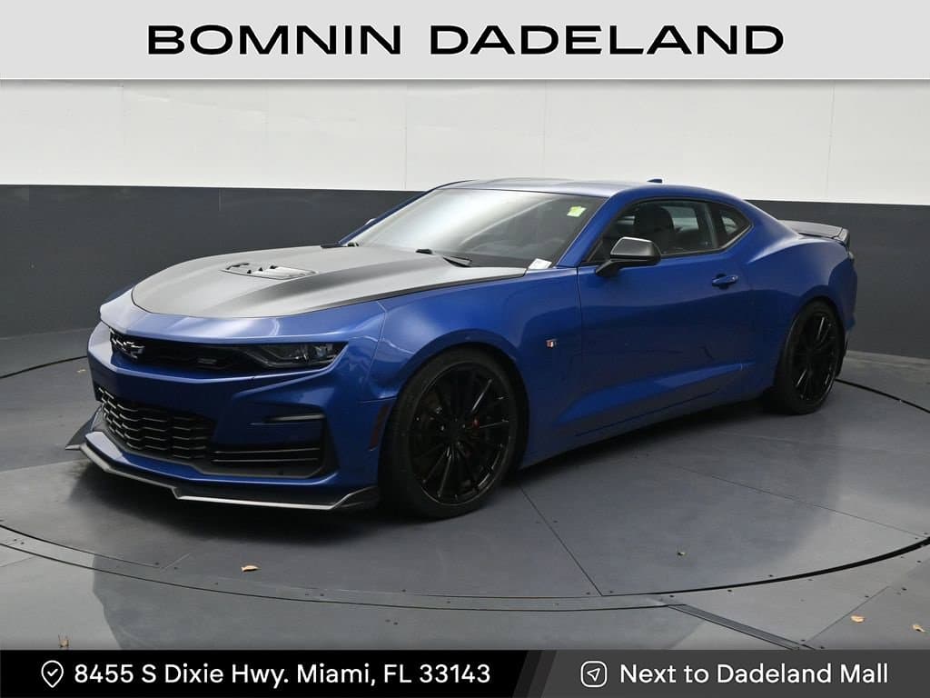 2020 Chevrolet Camaro Base — photo 1 of 36