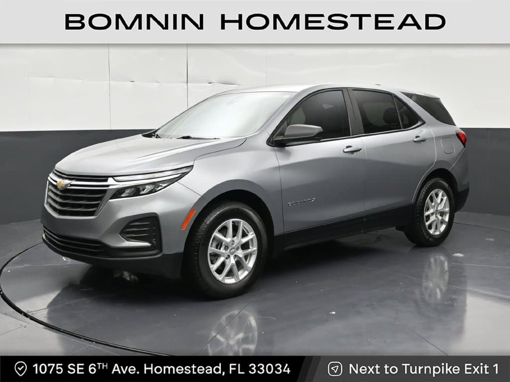2023 Chevrolet Equinox LS — photo 1 of 36