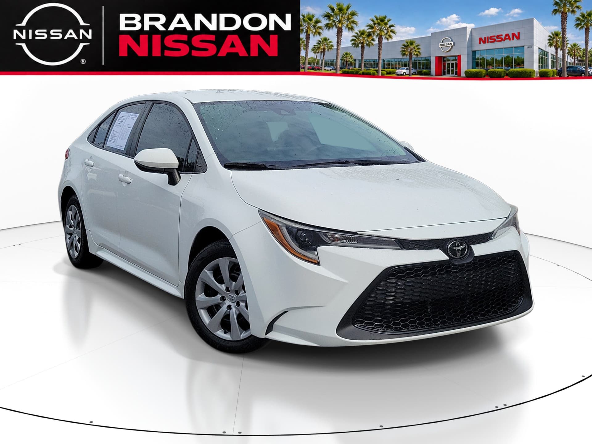 2022 Toyota Corolla LE — photo 1 of 30