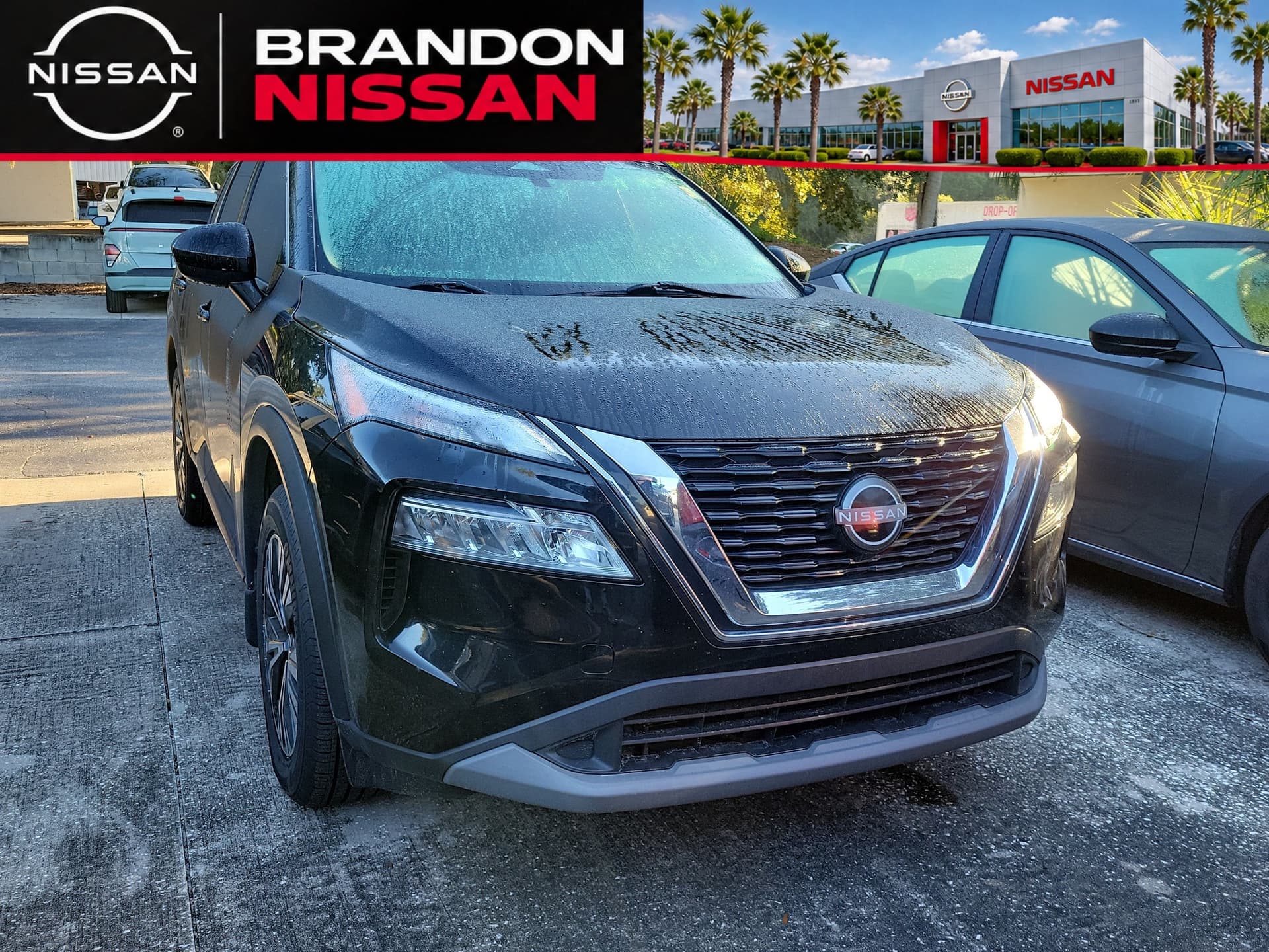 2023 Nissan Rogue SV — photo 1 of 8