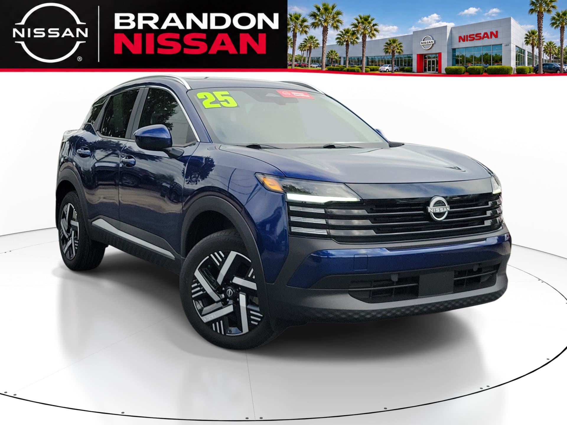 2025 Nissan Kicks SV — photo 1 of 30