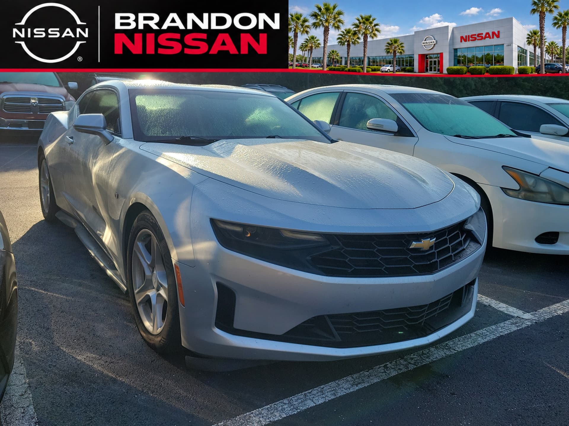 2019 Chevrolet Camaro 1LT — photo 1 of 7