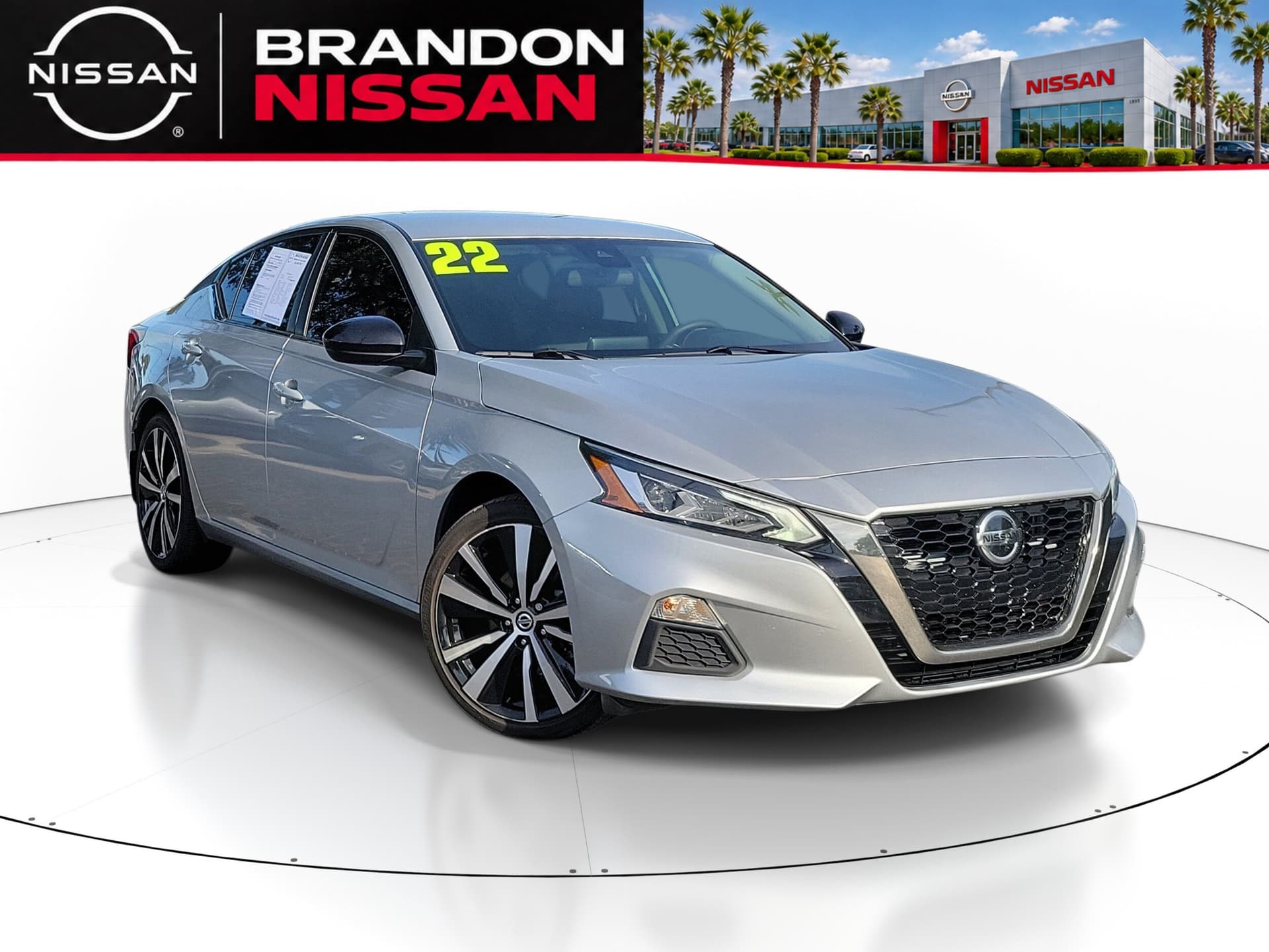 2022 Nissan Altima 2.5 SR — photo 1 of 30
