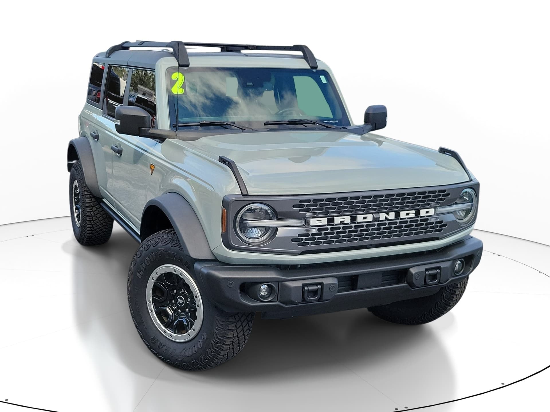 2022 Ford Bronco Badlands — photo 1 of 31