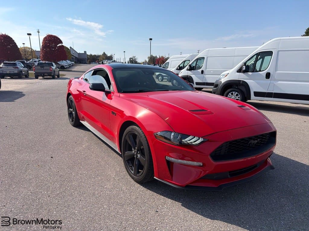 2021 Ford Mustang EcoBoost — photo 1 of 11