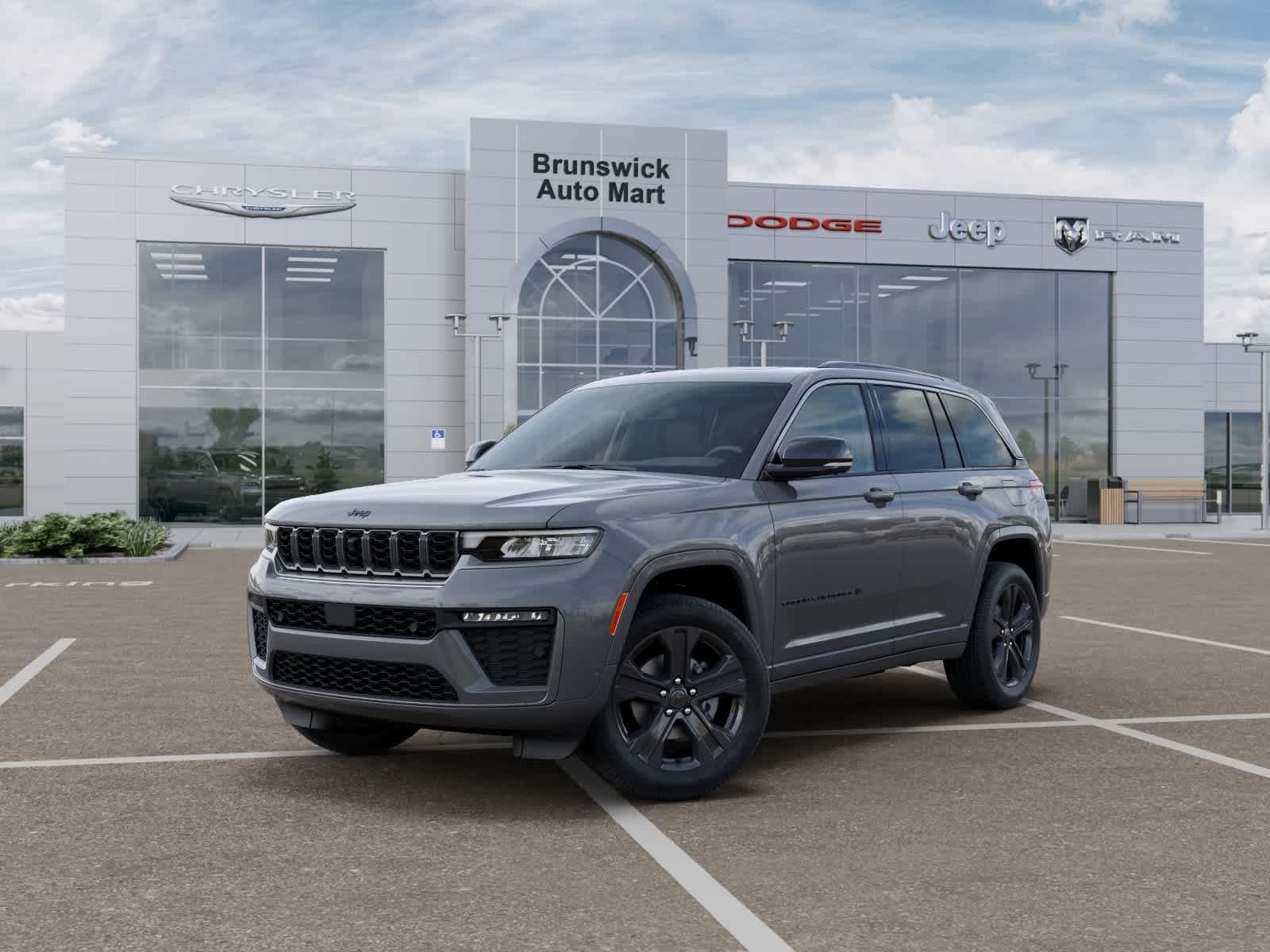 2027 Jeep Grand Cherokee Limited Reserve — photo 1 of 41
