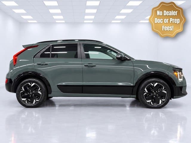 2023 Kia Niro EV Wind — photo 1 of 31
