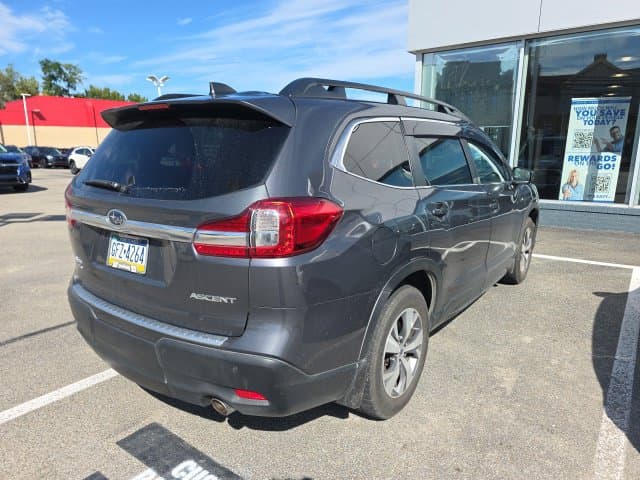 2020 Subaru Ascent Premium — photo 1 of 5