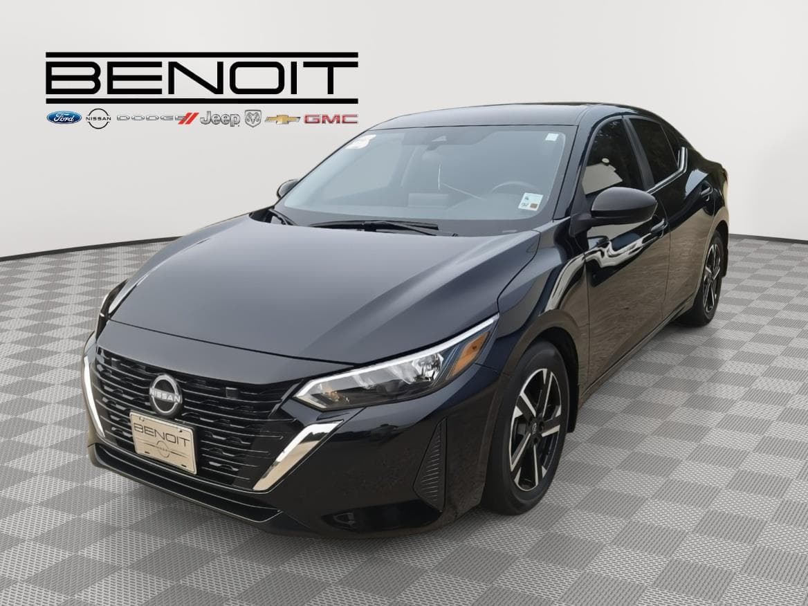 2025 Nissan Sentra SV — photo 1 of 21