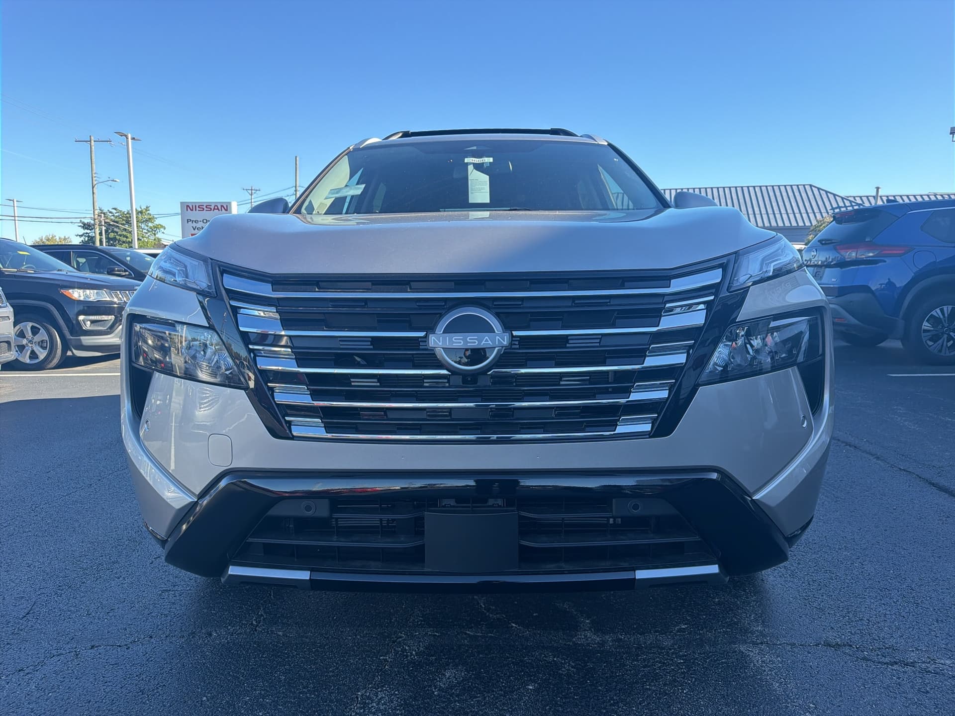 2026 Nissan Rogue Platinum — photo 1 of 29