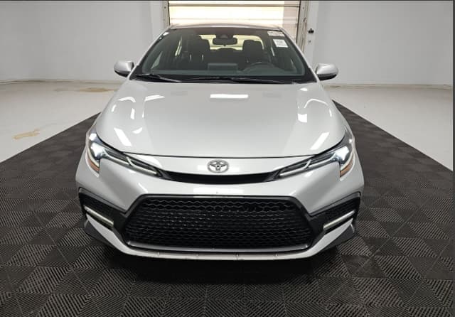 2020 Toyota Corolla SE — photo 1 of 14