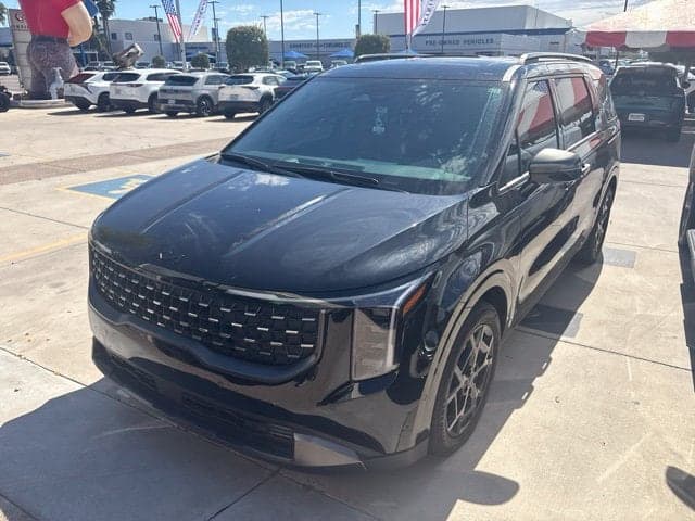 2025 Kia Carnival Hybrid SX — photo 1 of 12
