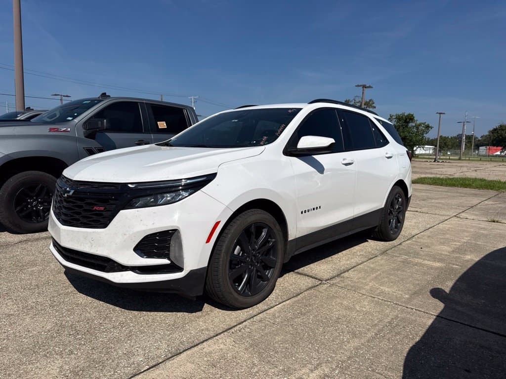 2024 Chevrolet Equinox RS — photo 1 of 4