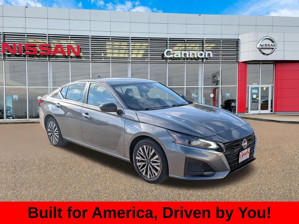 2024 Nissan Altima 2.5 SV — photo 1 of 29
