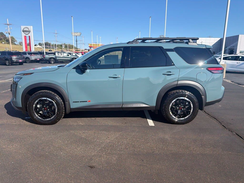 2026 Nissan Pathfinder Rock Creek — photo 1 of 27