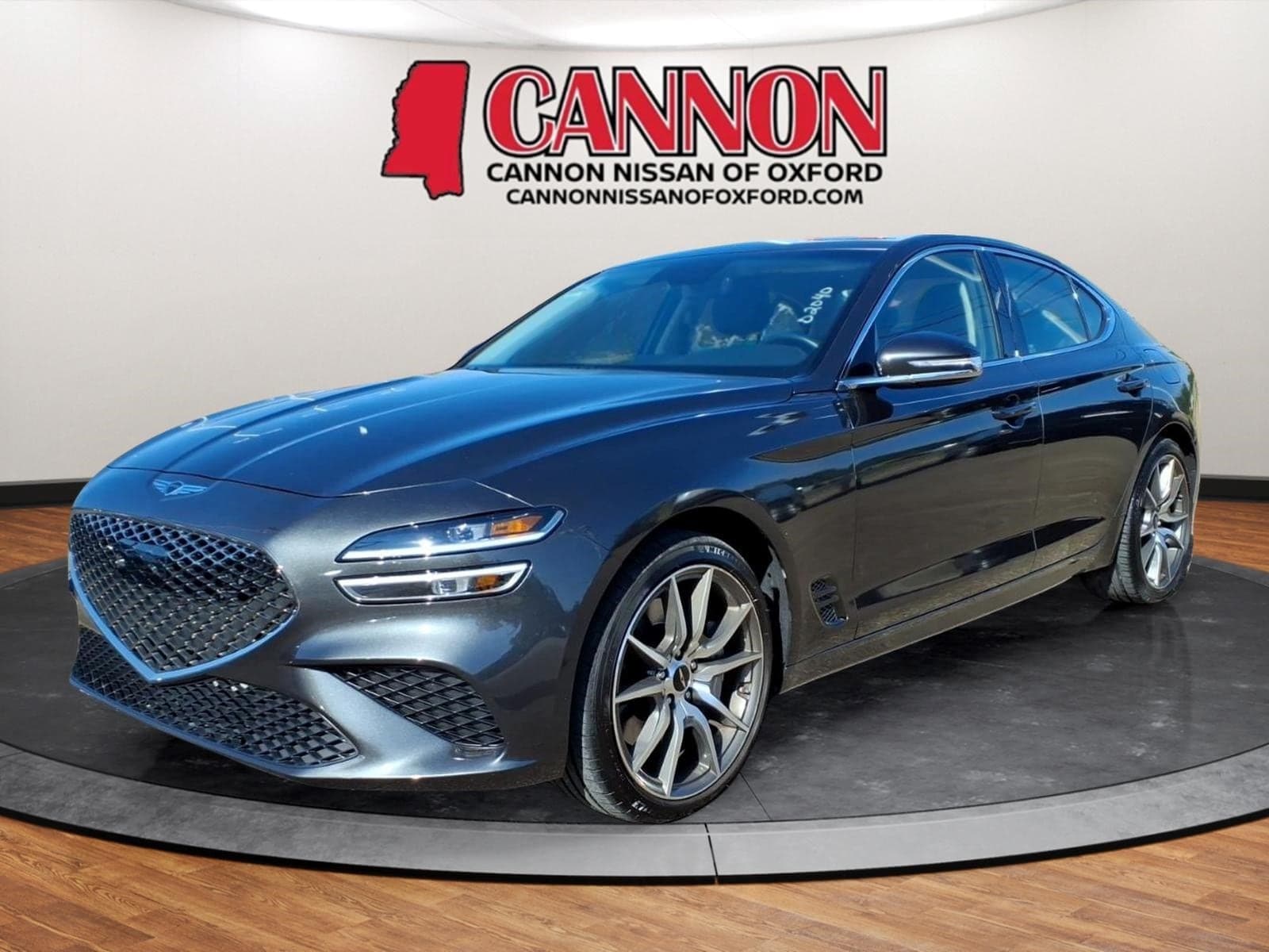 2026 Genesis G70 2.5T — photo 1 of 26
