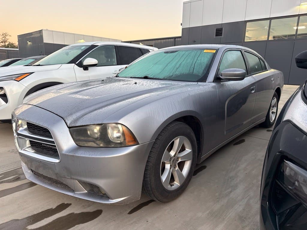 2014 Dodge Charger SXT — photo 1 of 14
