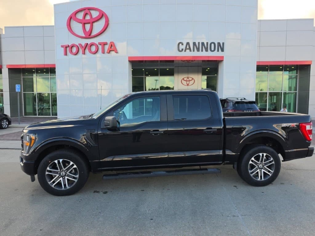 2023 Ford F-150 XL — photo 1 of 15