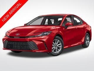 2025 Toyota Camry LE — photo 1 of 8