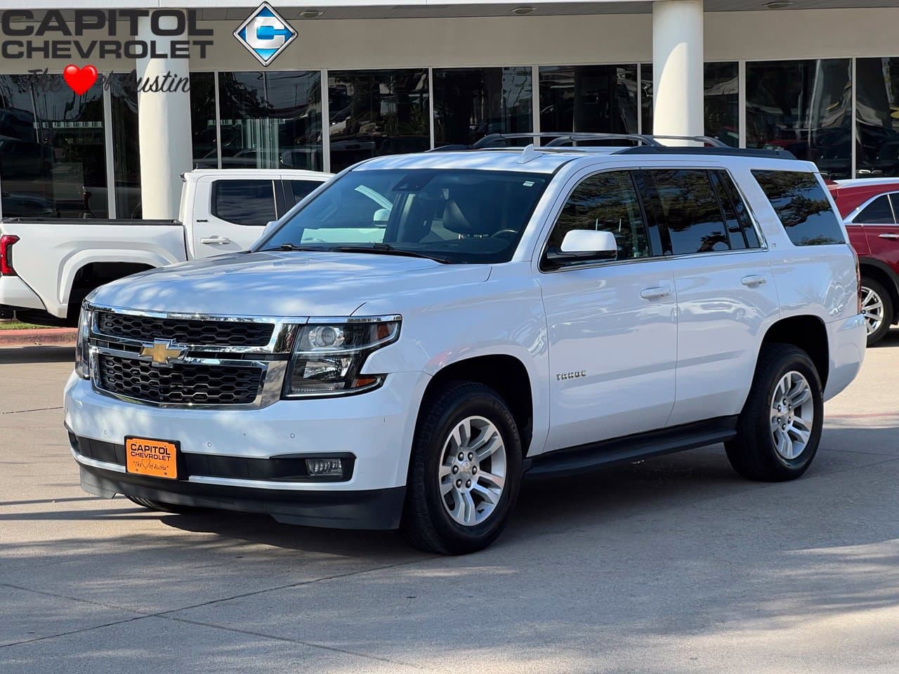 2019 Chevrolet Tahoe LT — photo 1 of 29