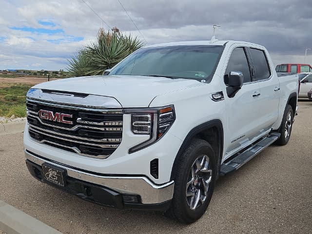2025 GMC Sierra 1500 SLT — photo 1 of 5