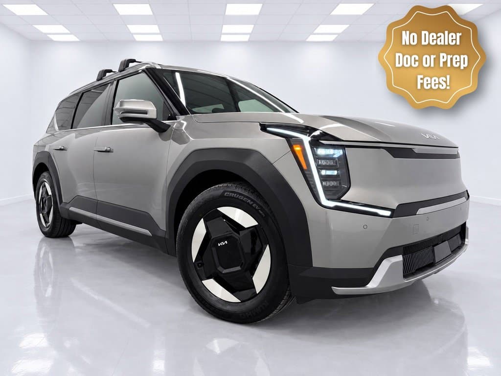 2024 Kia EV9 Wind — photo 1 of 39