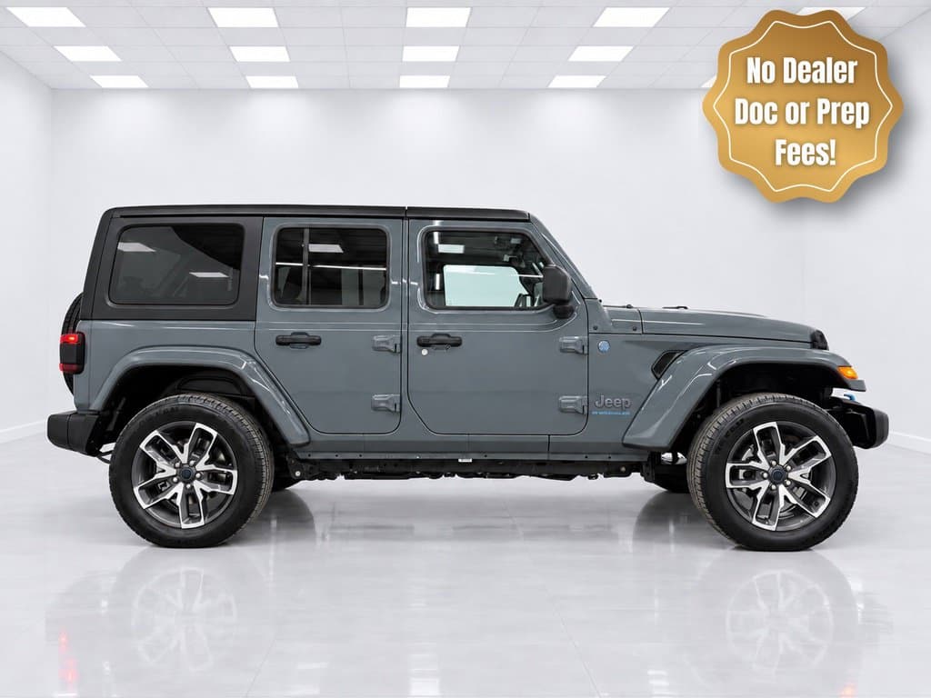 2024 Jeep Wrangler Sport — photo 1 of 36