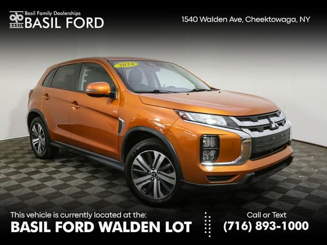 2024 Mitsubishi Outlander Sport Base — photo 1 of 37