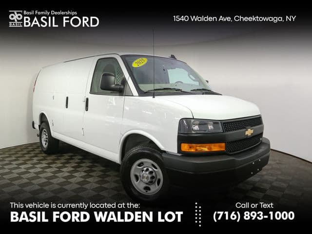2025 Chevrolet Express Cargo Van Base — photo 1 of 30
