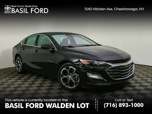 2024 Chevrolet Malibu LT — photo 1 of 39
