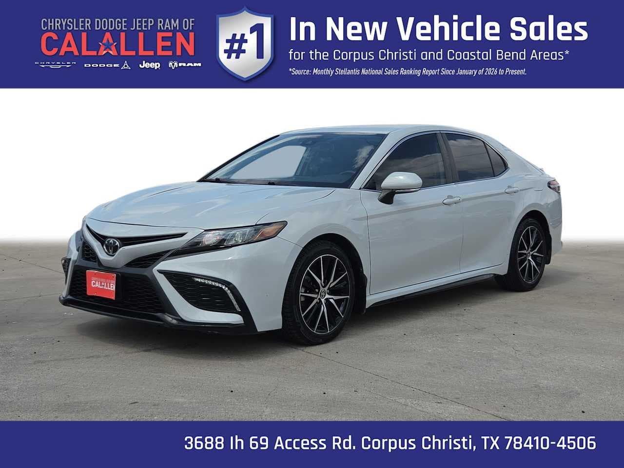 2023 Toyota Camry SE — photo 1 of 29