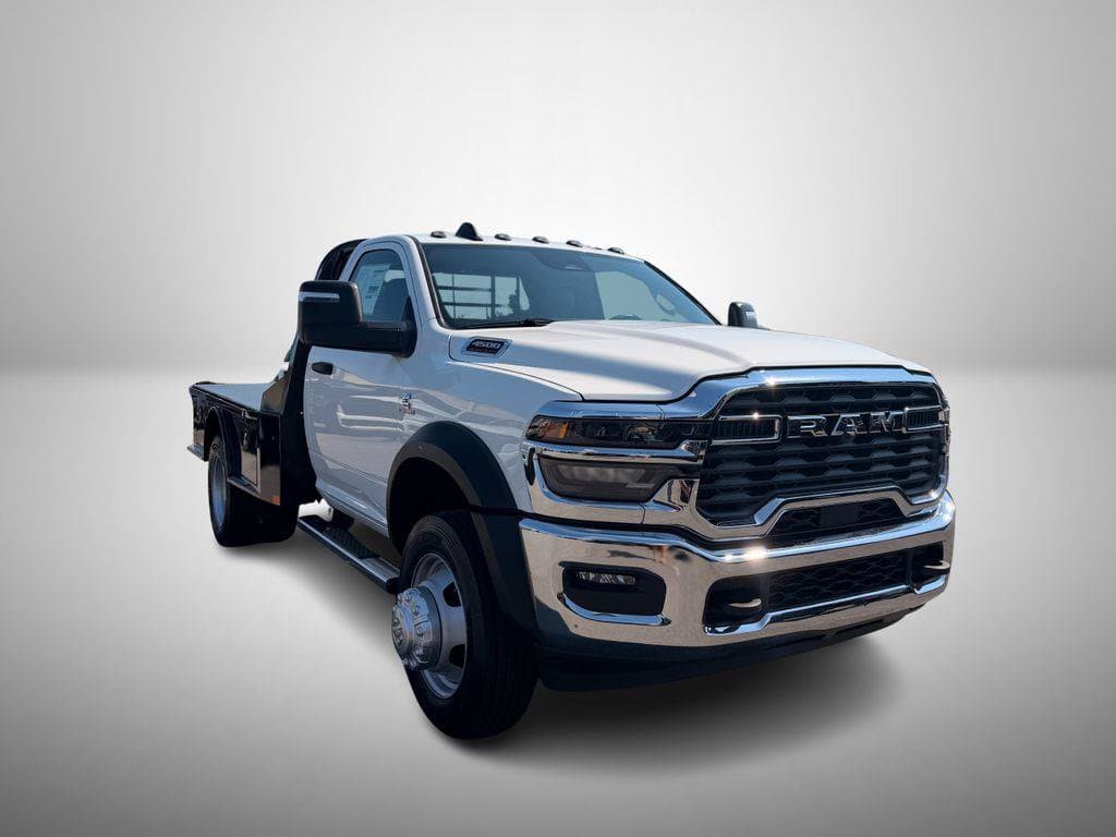 2026 RAM 4500 Chassis Cab Big Horn — photo 1 of 43