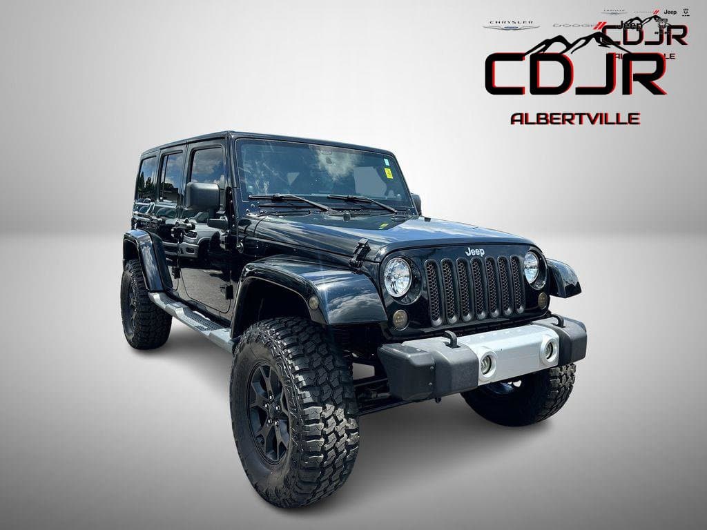 2014 Jeep Wrangler Unlimited Sahara — photo 1 of 40