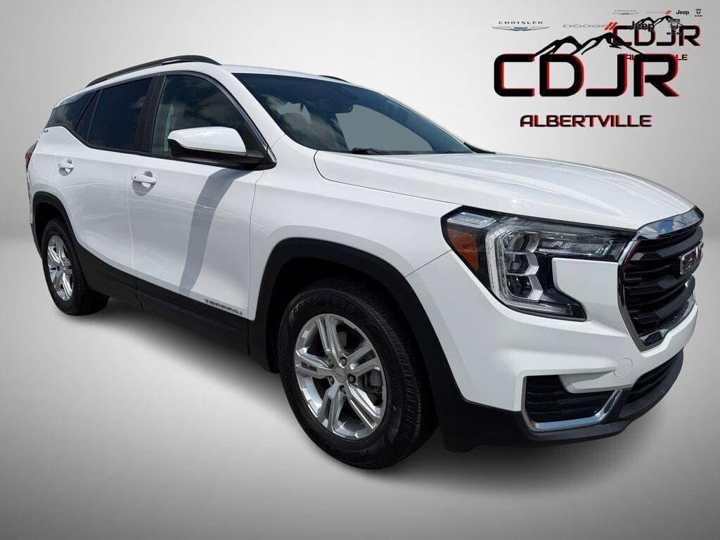 2022 GMC Terrain SLE — photo 1 of 52